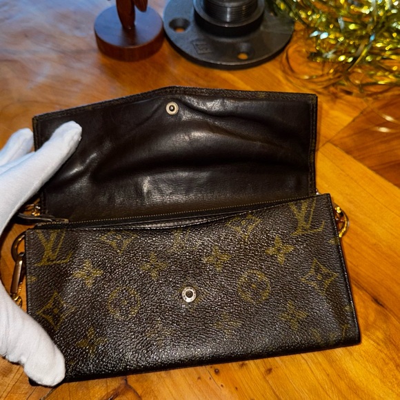 Louis Vuitton monogram vintage wallet converted Crossbody - Picture 8 of 15